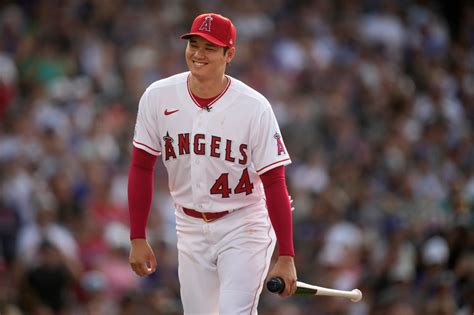 MLB Notes: What Shohei Ohtani signing with Dodgers means for the Red Sox